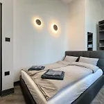 Ludovika Apartment 93 M2