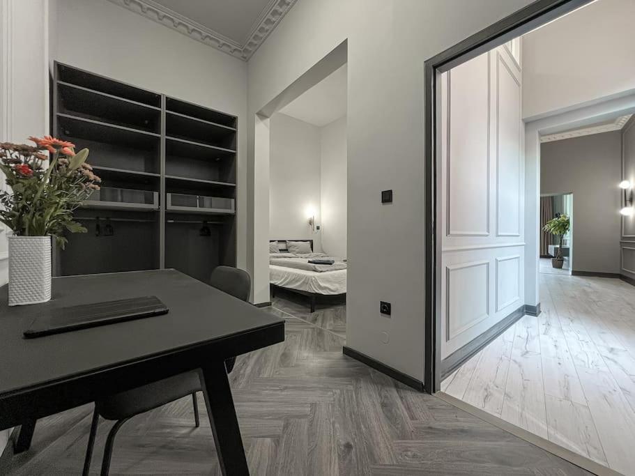 Ludovika 93 M2 Apartment