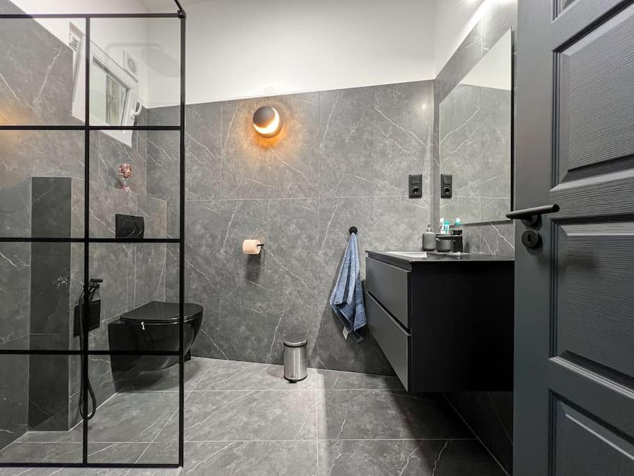 Ludovika 93 M2 Apartment Budapest